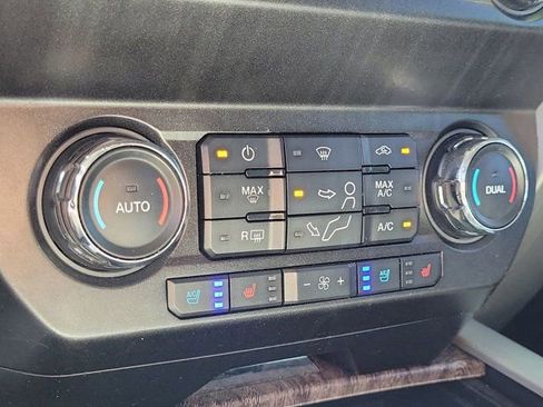 Used 2019 Ford F350 Lariat w/ Chrome Package AWD/4WD image 28
