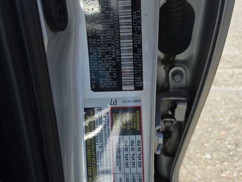 Used 2012 Toyota Camry SE FWD image 22