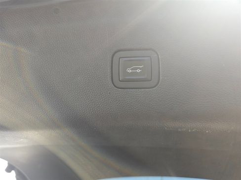 Used 2019 Buick Enclave Premium w/ Experience Buick Package AWD/4WD image 25