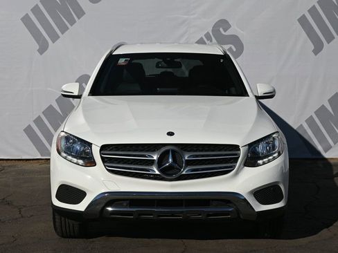 Used 2019 Mercedes-Benz GLC 300 4MATIC image 2