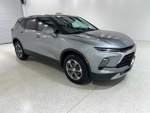 Used 2023 Chevrolet Blazer LT AWD/4WD image 7