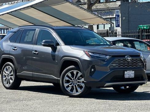 Used 2025 Toyota RAV4 Limited w/ Advanced Technology Package image 2