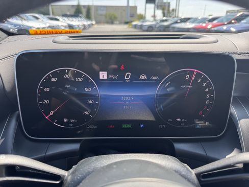 Used 2026 Mercedes-Benz GLC 350e 4MATIC image 21