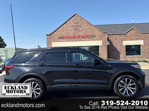 Used 2023 Ford Explorer ST-Line w/ Class IV Trailer Tow Package AWD/4WD image 1