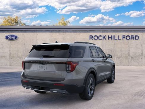 New 2026 Ford Explorer Active w/ Active Comfort Package AWD/4WD image 8