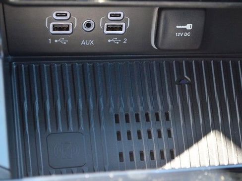 New 2026 Jeep Grand Cherokee Altitude image 24