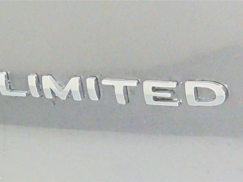 Used 2016 Ford Explorer Limited AWD/4WD image 25