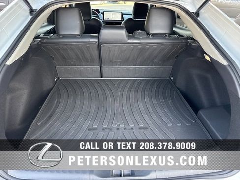 Used 2025 Toyota Prius AWD image 20