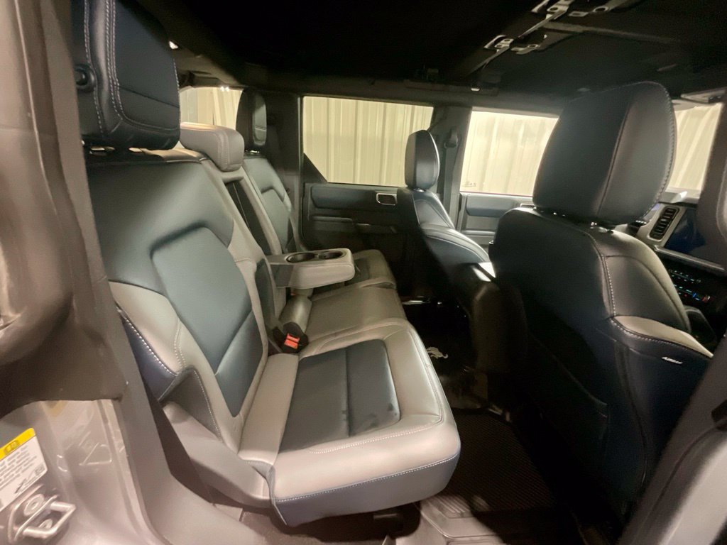 Used 2024 Ford Bronco Outer Banks AWD/4WD image 15