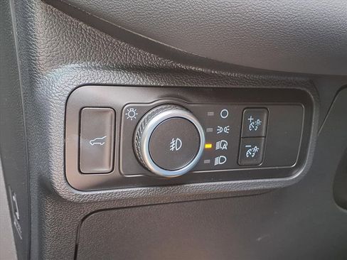 New 2026 Ford Explorer Active w/ Active Comfort Package RWD image 17