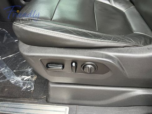 Used 2020 Chevrolet Silverado 1500 LT Trail Boss AWD/4WD image 19