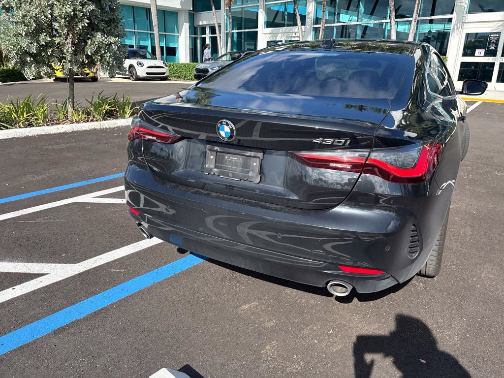 Certified 2024 BMW 430i Coupe w/ Premium Package RWD image 11