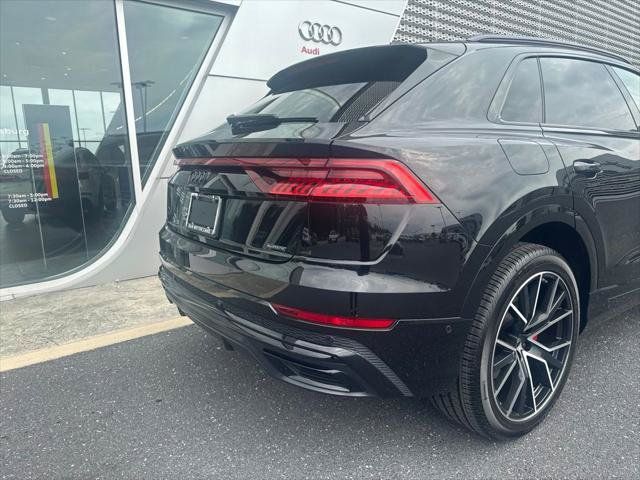 Used 2022 Audi Q8 Prestige AWD/4WD image 4