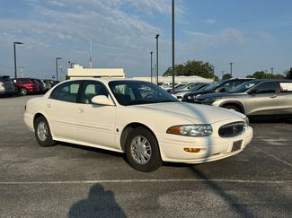 Used 2005 Buick Le Sabre Custom image 1