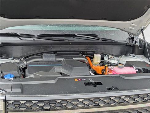 New 2025 Hyundai Santa Fe Calligraphy image 17