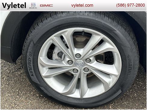 Used 2023 Buick Encore GX Preferred w/ Cold Weather Comfort Package image 7