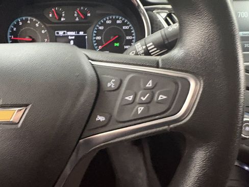 Used 2018 Chevrolet Malibu LT FWD image 30