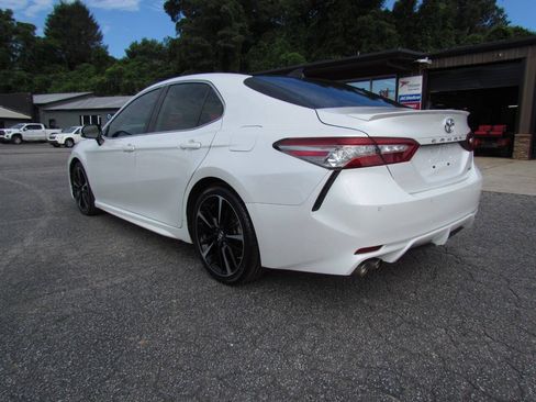 Used 2019 Toyota Camry XSE w/ Driver Assist Package FWD image 3
