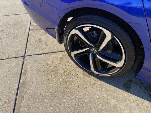 Used 2021 Honda Accord Sport image 30