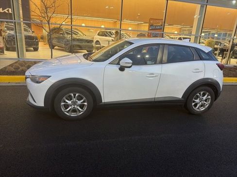 Used 2016 MAZDA CX-3 Touring w/ Premium Package image 4