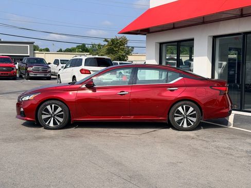 Used 2019 Nissan Altima 2.5 SV FWD image 3