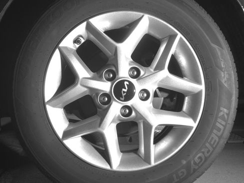 Used 2025 Kia Soul LX w/ LX Technology Package FWD image 14