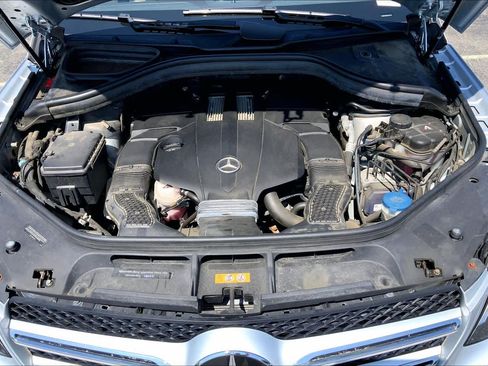 Used 2017 Mercedes-Benz GLE 400 4MATIC image 32