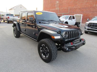 Used 2025 Jeep Gladiator Rubicon w/ Convenience Group