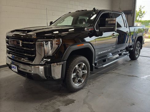 New 2025 GMC Sierra 2500 SLT image 50