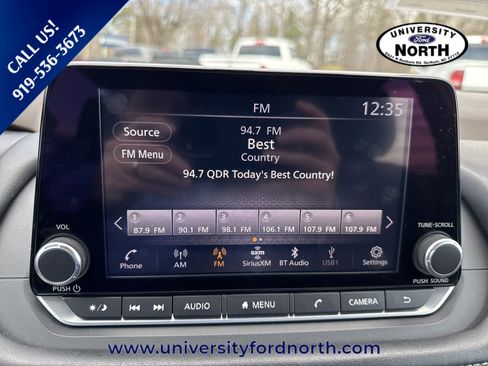 Used 2023 Nissan Rogue SV image 22