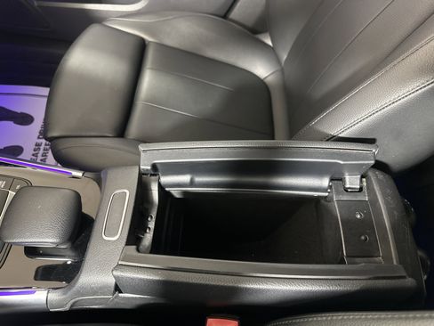 Used 2021 Mercedes-Benz GLA 250 4MATIC image 21