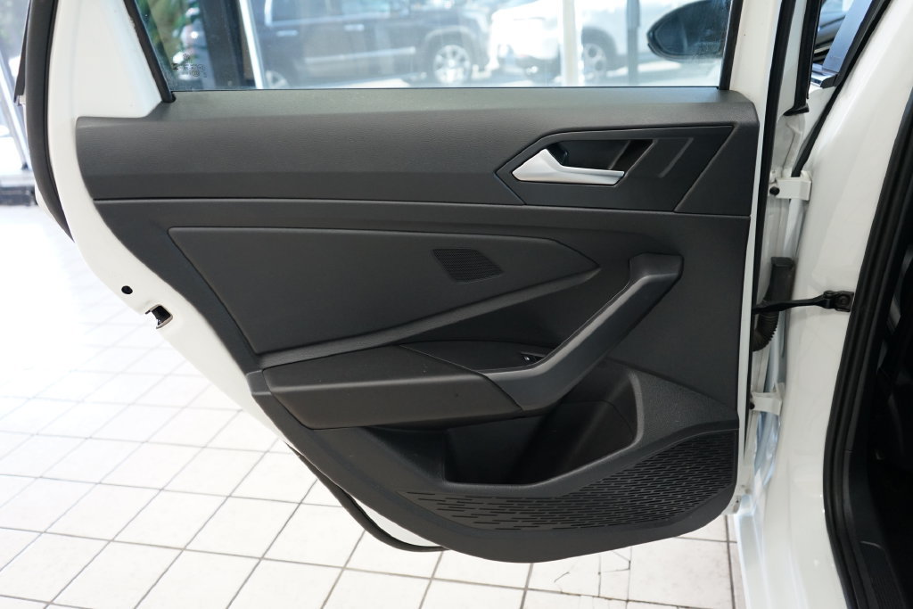 Used 2023 Volkswagen Jetta SE FWD image 42