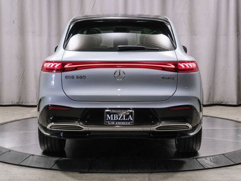 Certified 2023 Mercedes-Benz EQS 580 4MATIC SUV image 3