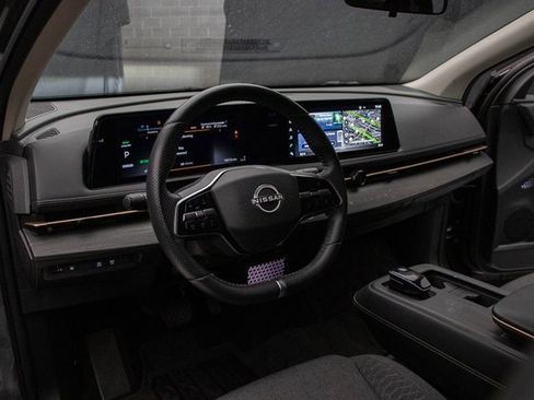 Used 2023 Nissan Ariya FWD image 24