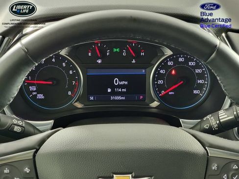 Used 2023 Chevrolet Traverse LT FWD image 32