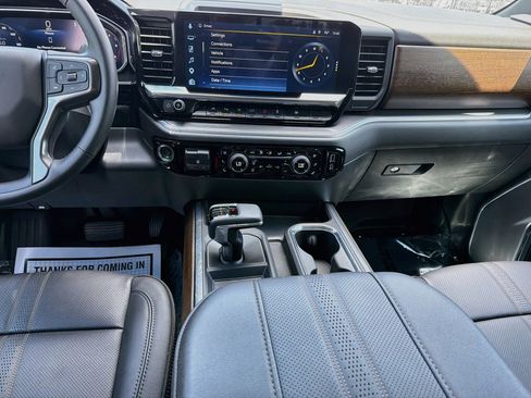 Used 2026 Chevrolet Silverado 1500 High Country w/ Midnight Edition RWD image 18
