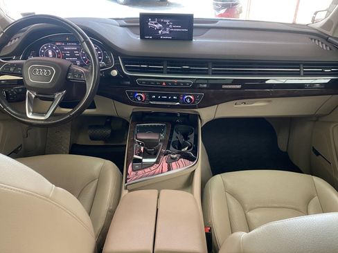 Used 2019 Audi Q7 3.0T Prestige w/ Prestige Package AWD/4WD image 14