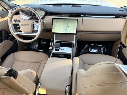 Used 2026 Land Rover Range Rover SE AWD/4WD image 23