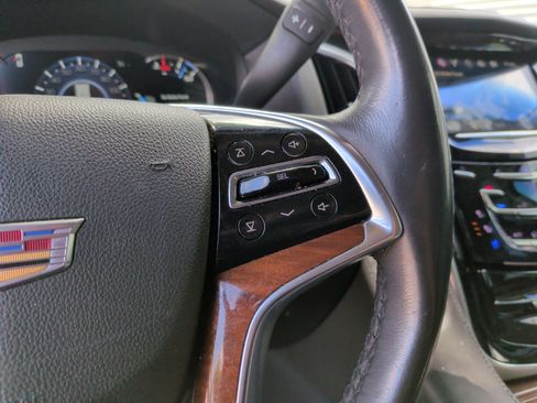 Used 2019 Cadillac Escalade Luxury RWD image 20