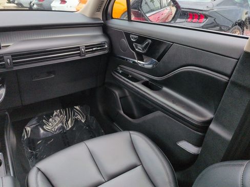 Used 2026 Lincoln Corsair Premiere FWD image 18