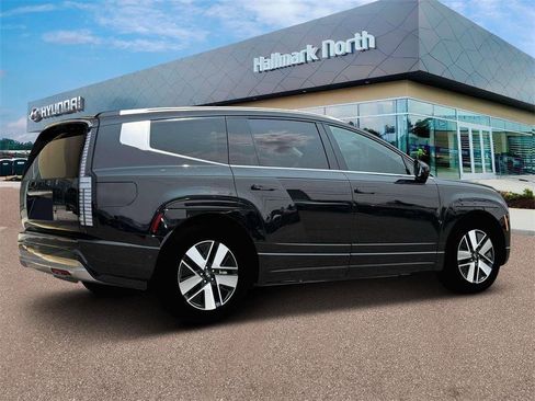 New 2026 Hyundai Ioniq 9 SEL image 8