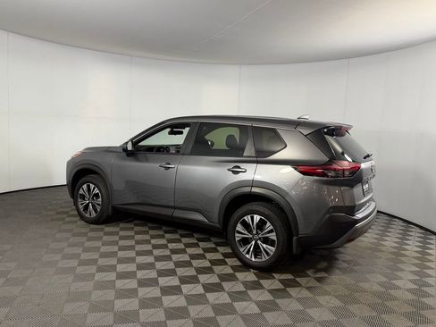 Used 2023 Nissan Rogue SV image 8