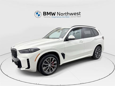 New 2026 BMW X5 xDrive40i w/ M Sport Package AWD/4WD image 1