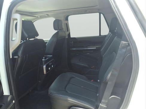 Used 2020 Ford Expedition Platinum AWD/4WD image 9