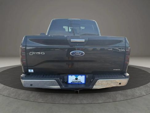 Used 2015 Ford F150 XLT w/ Equipment Group 302A Luxury AWD/4WD image 4