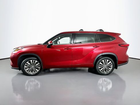 Used 2020 Toyota Highlander Platinum AWD/4WD image 4