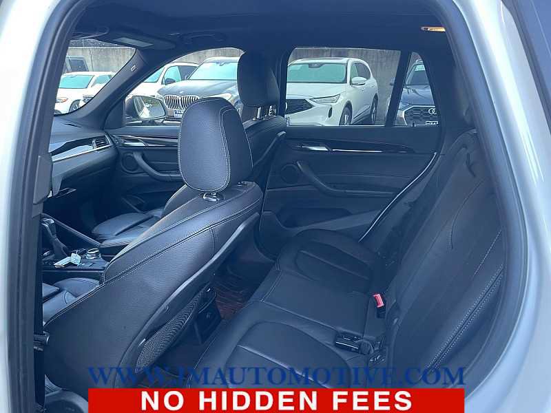 Used 2018 BMW X1 xDrive28i AWD/4WD image 3