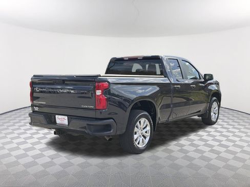 Used 2023 Chevrolet Silverado 1500 Custom image 17