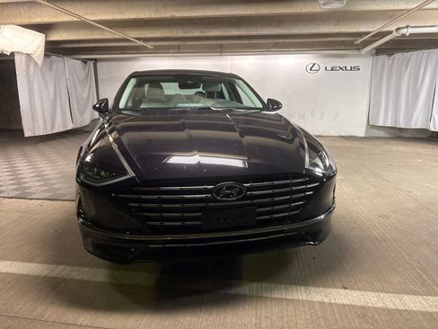 Used 2023 Hyundai Sonata Blue FWD image 2