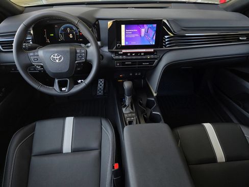 Certified 2026 Toyota Camry SE FWD image 13